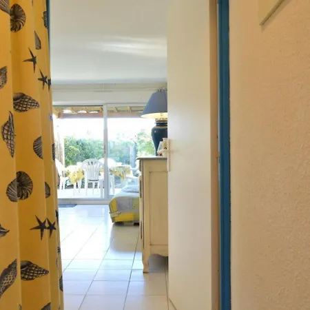 Cap D'agde, 3 Pieces, 6 Personnes - Fr-1-249-59
