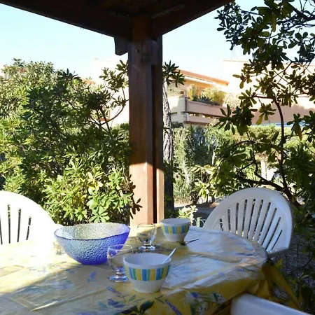 Cap D'agde, 3 Pieces, 6 Personnes - Fr-1-249-59 Agde